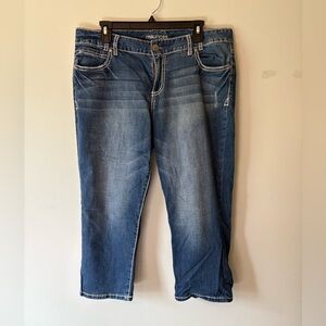 Maurices Cropped Embroidered Medium Wash Blue Jeans Size 16